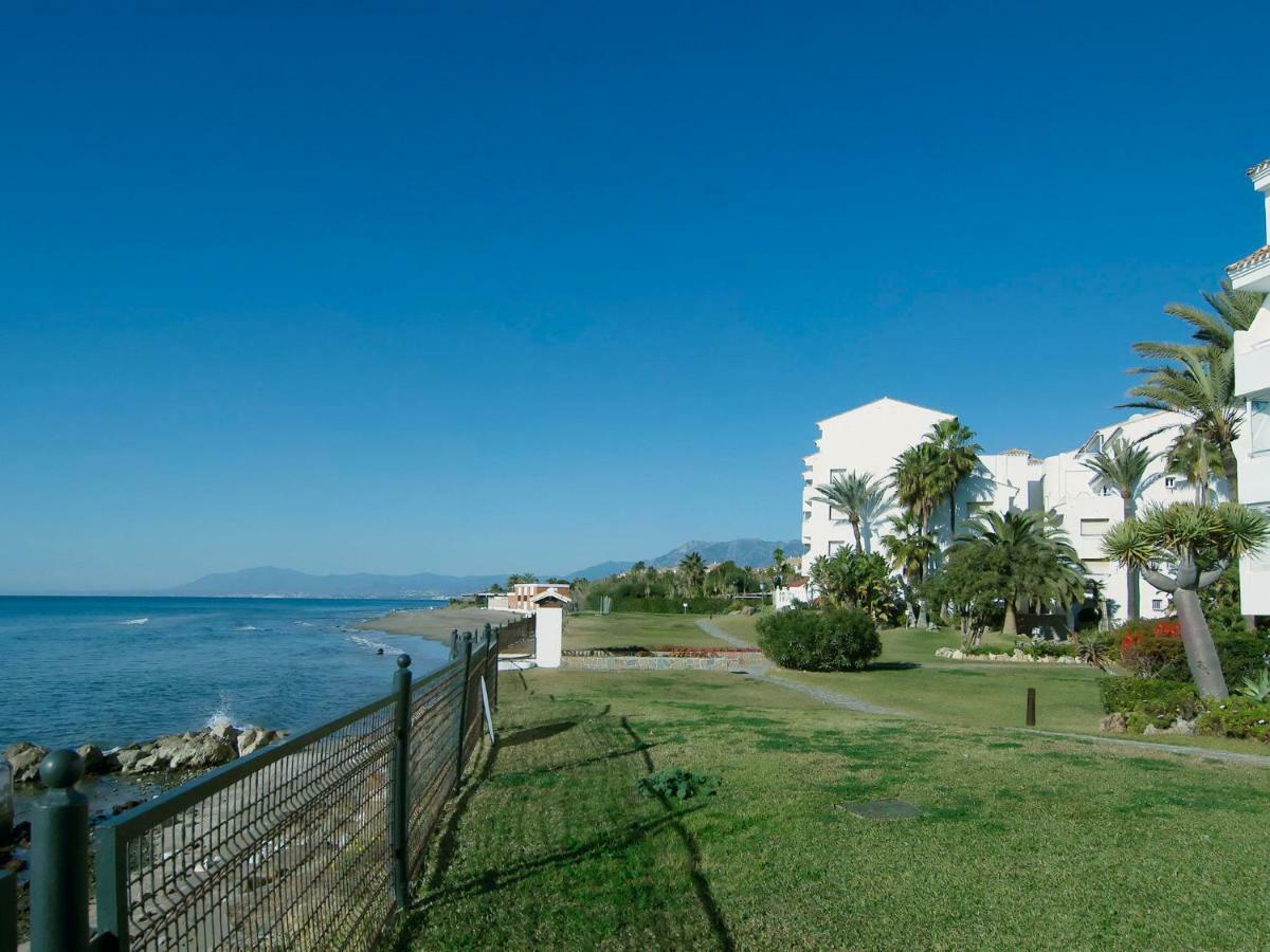 Apartment Playa Real Marbella Bagian luar foto