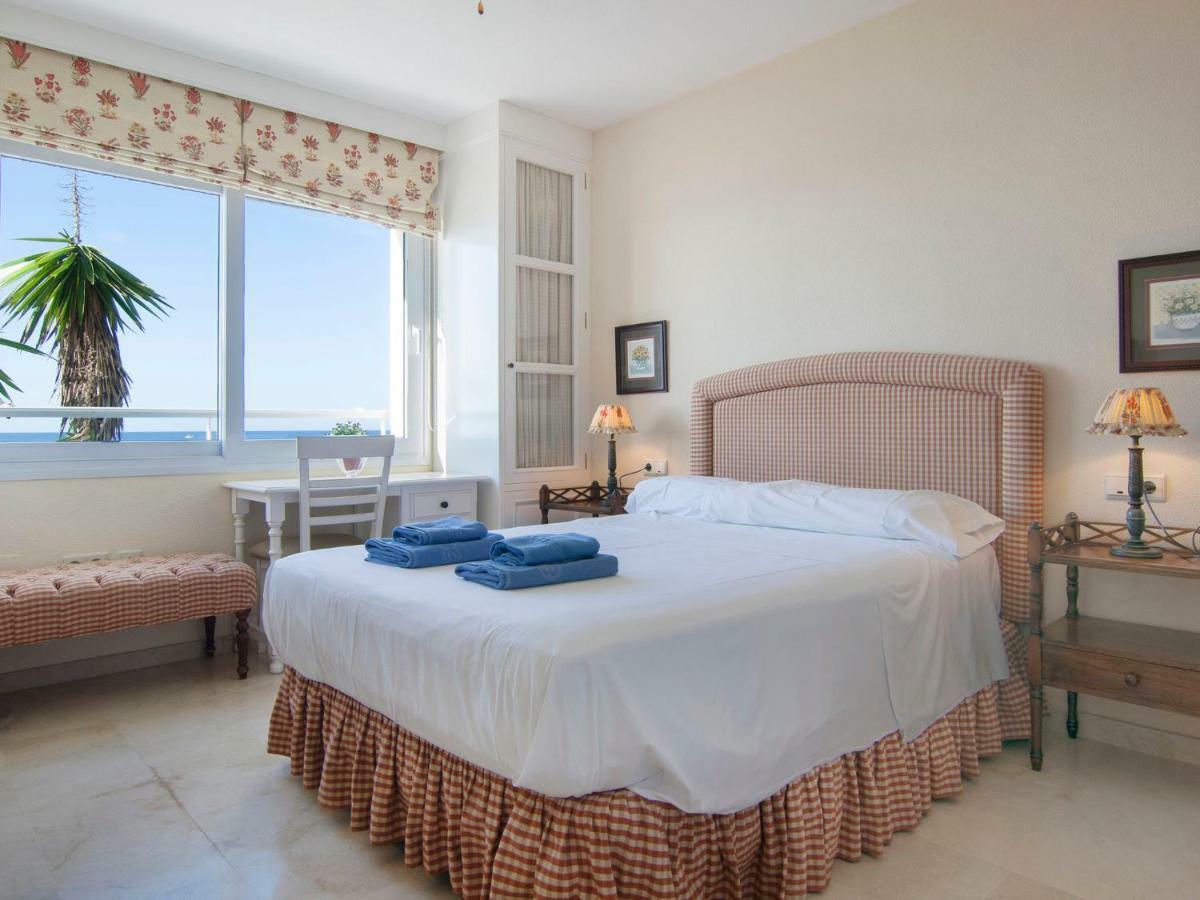 Apartment Playa Real Marbella Bagian luar foto