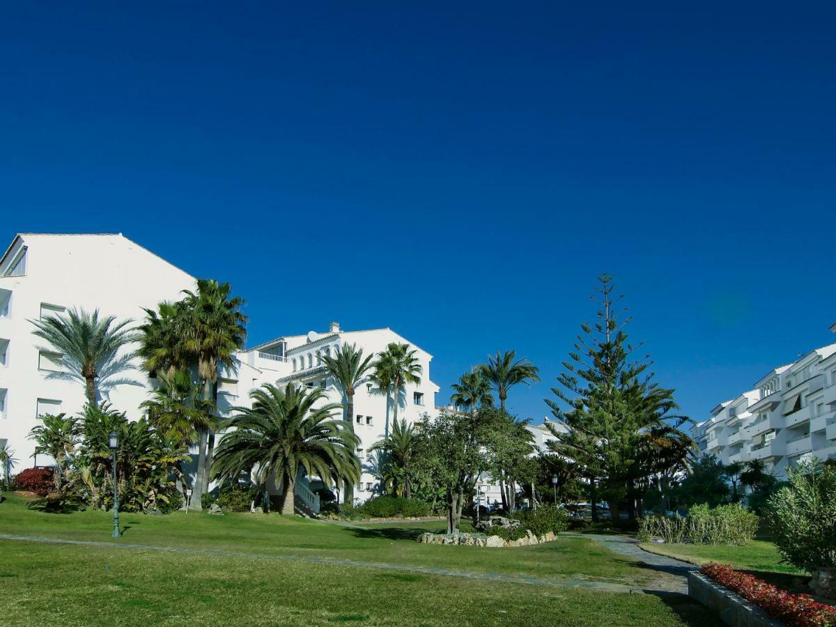 Apartment Playa Real Marbella Bagian luar foto